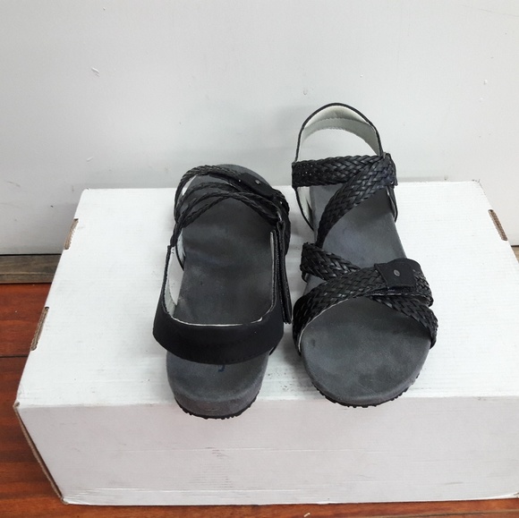 Jbu by Jambu - Picture 3 of 3